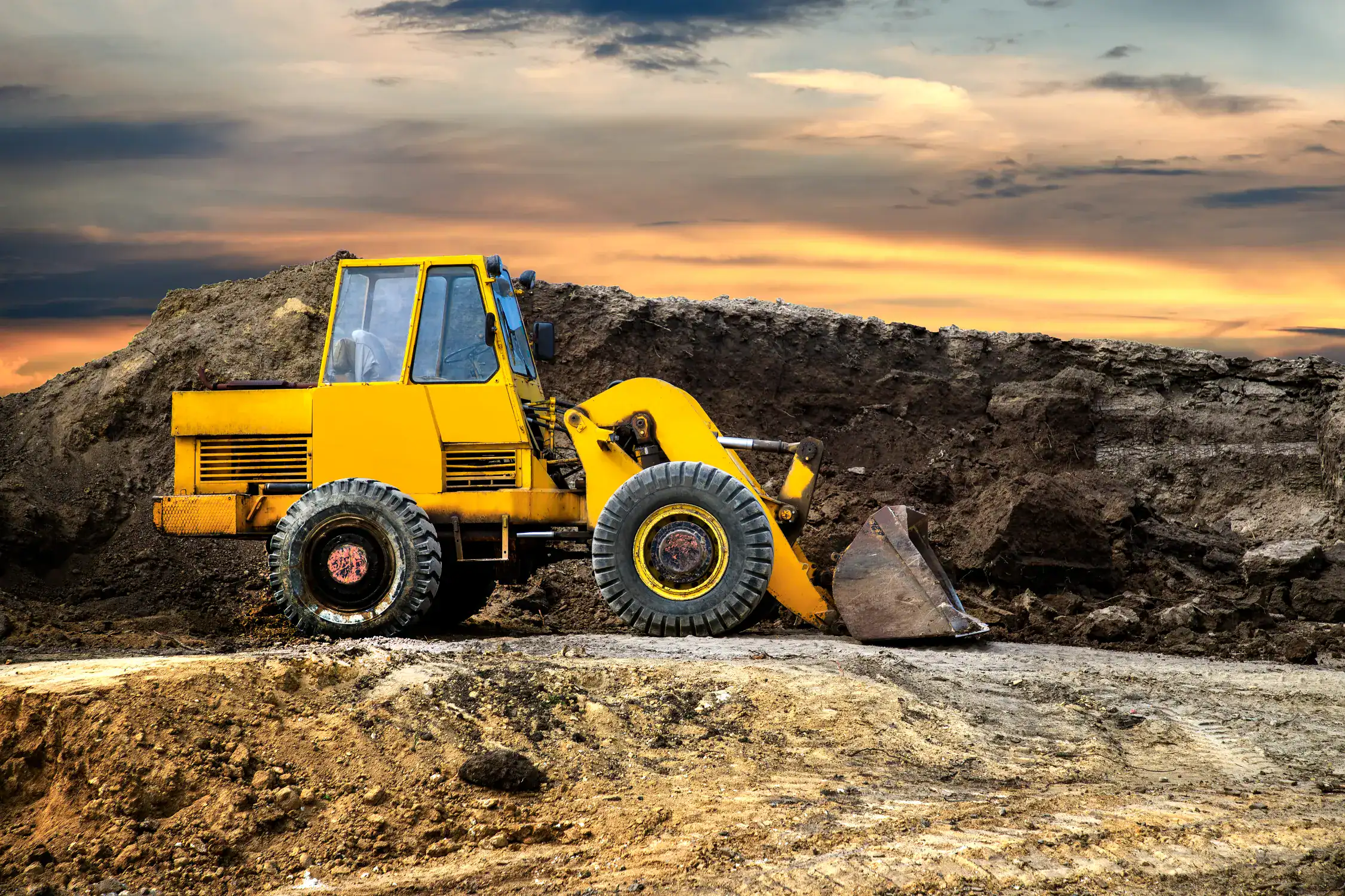 construction-heavy-equipment-2025-03-05-05-15-10-utc